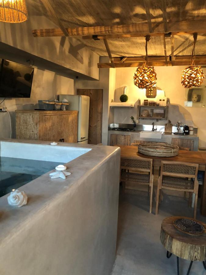 Istron Breeze Isla Villa Bagian luar foto